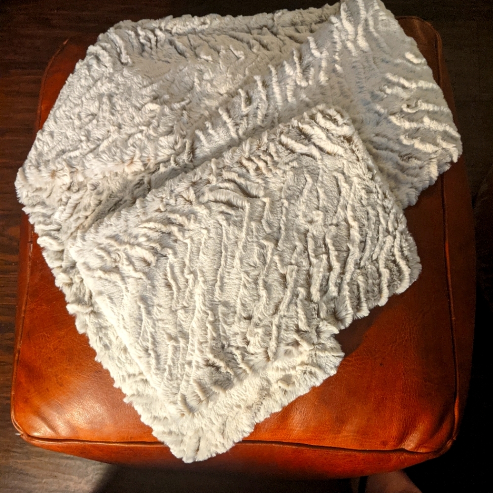 Faux fur scarf
